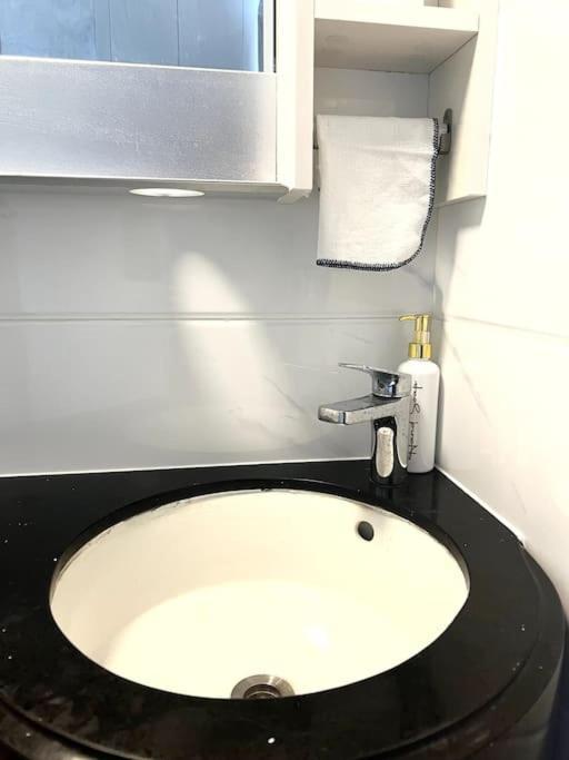 Dayinn, Skyhouse Bsd Lux And Homey Studio, Near Aeon Bsd And Ice Bsd Cilenggang Bagian luar foto